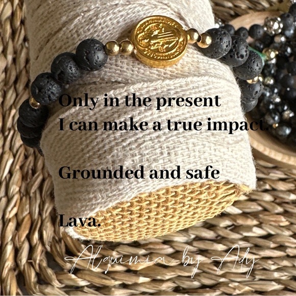 Lava rock beaded handmade bracelet/protection &  peace - Picture 7 of 8